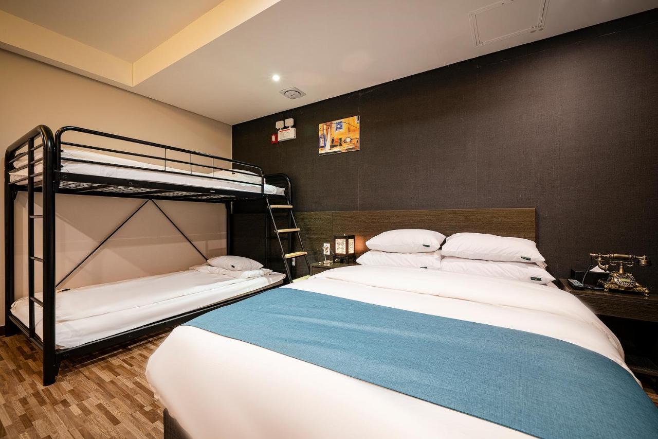 Suwon Dono1796 Hotel ภายนอก รูปภาพ