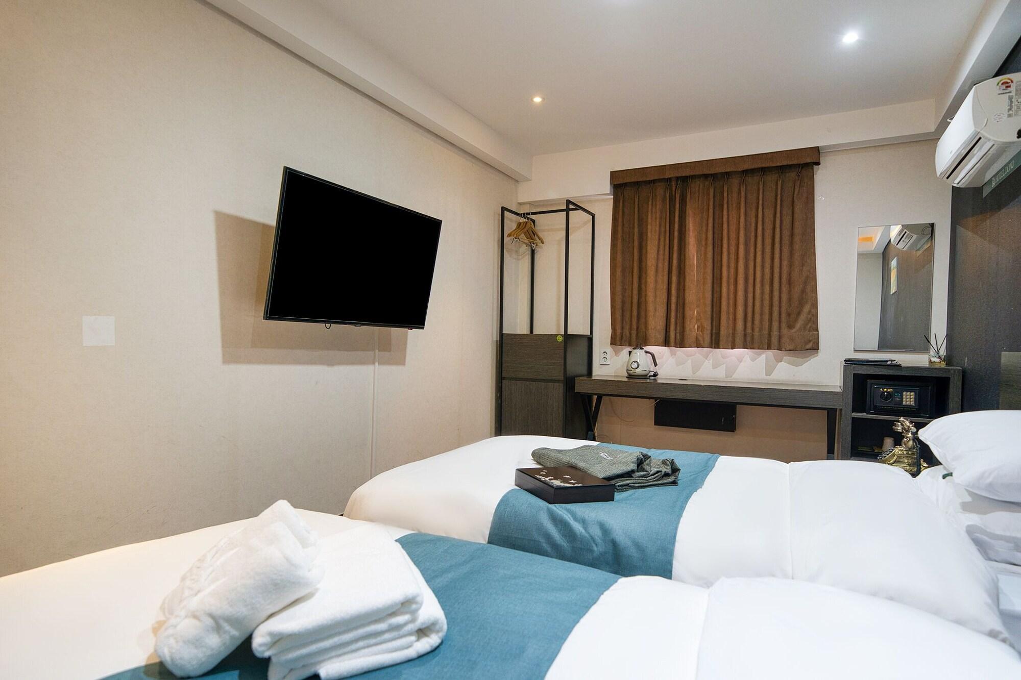 Suwon Dono1796 Hotel ภายนอก รูปภาพ